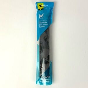 Mission Reusable Instant Cooling Towel - Black